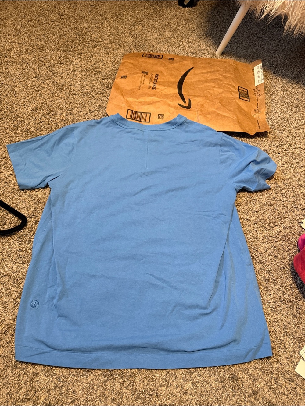 lululemon t shirt size medium or large